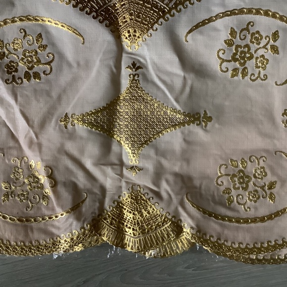 Cutwork Embroidery Fine Lace Table Center 12 pcs - Picture 2 of 2